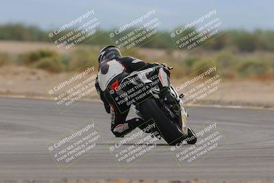 media/Sep-10-2023-SoCal Trackdays (Sun) [[6b4faecef6]]/Turn 16 (9am)/